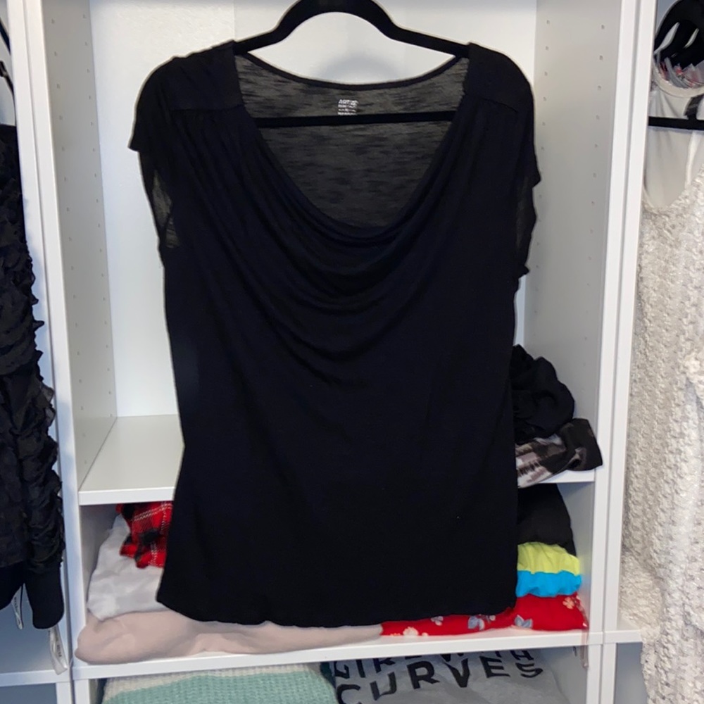 Black shirt